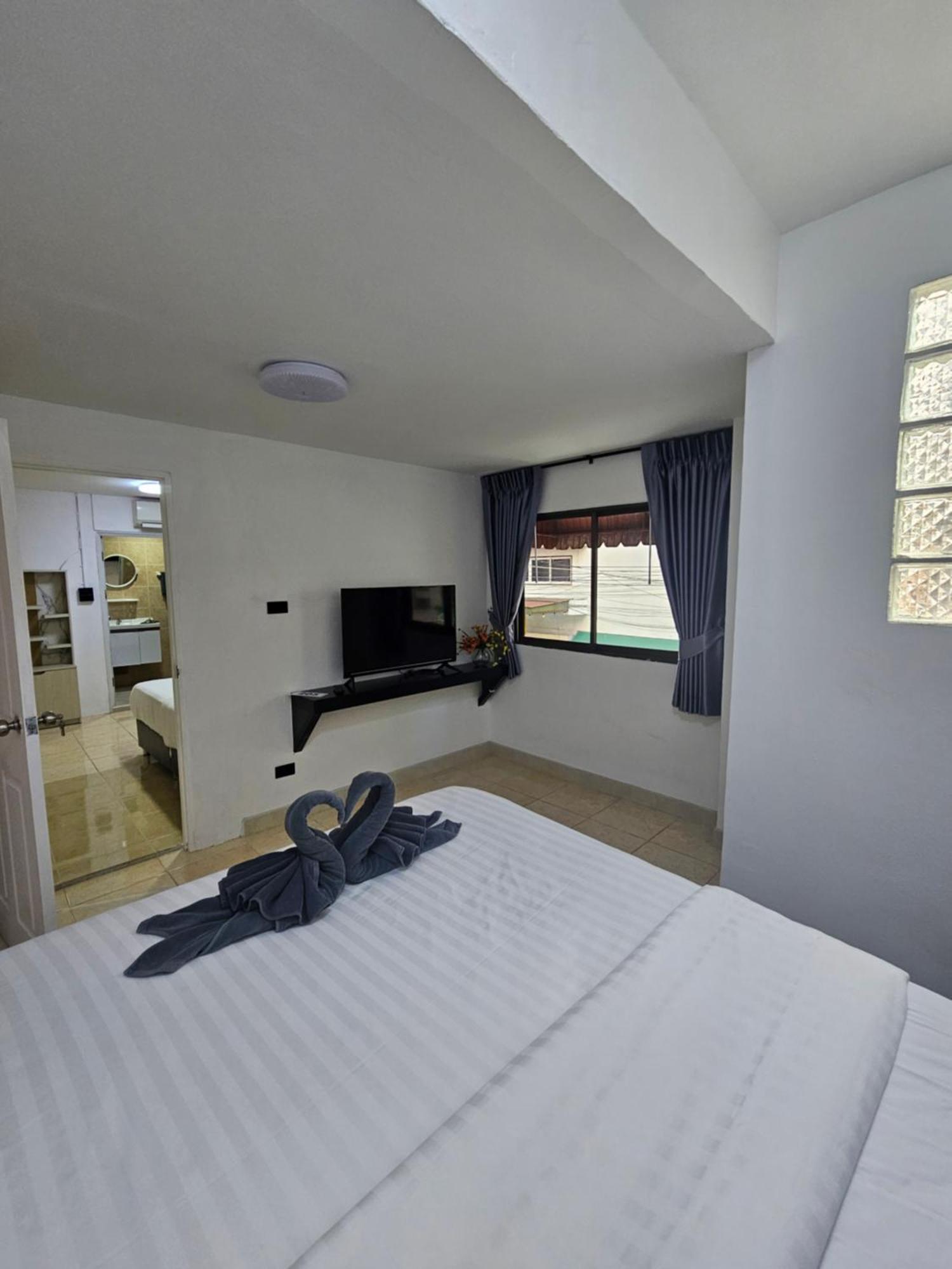 Candy Beach Seaview Jomtien エクステリア 写真